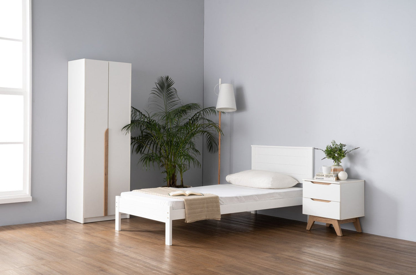 Navo Side Table