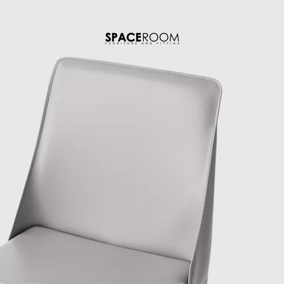 Saddle Chair