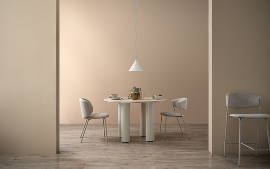 Hily Dining Table