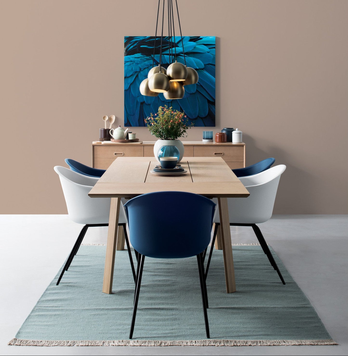Cova Dining Table