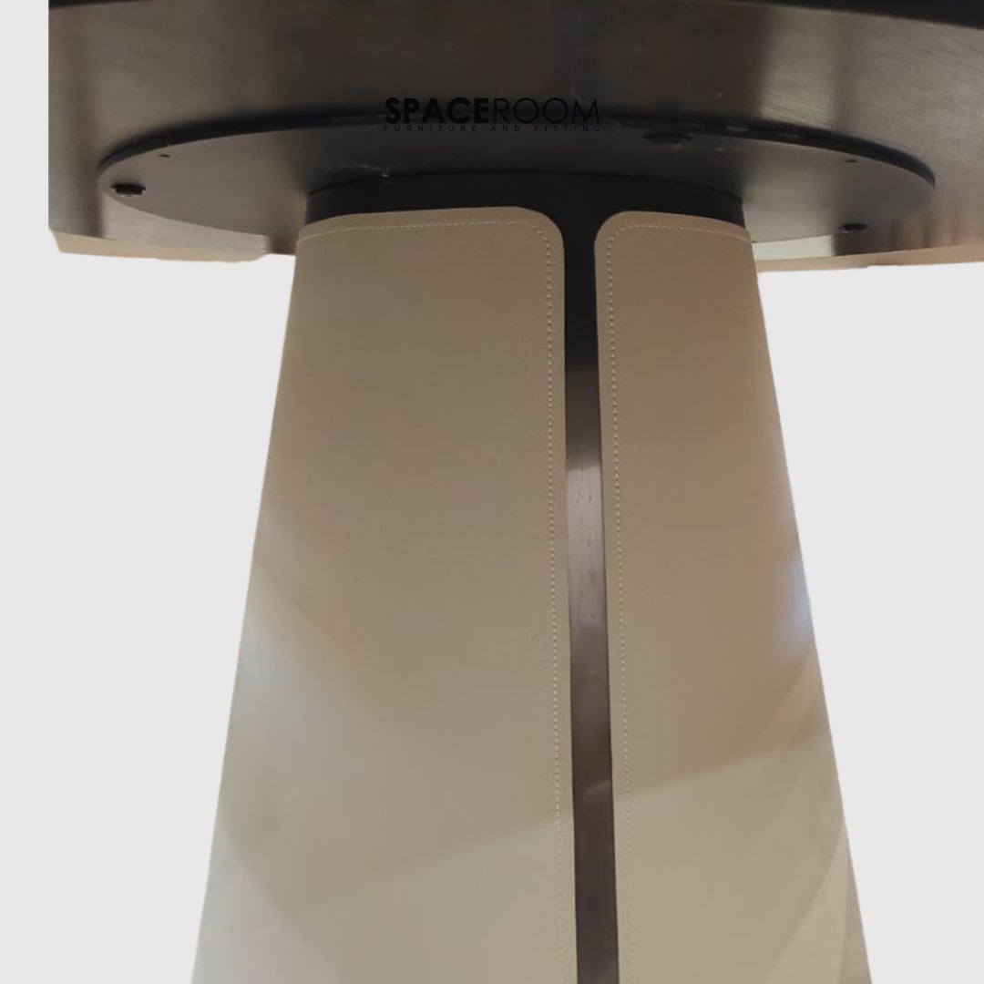 Navi Dining Table