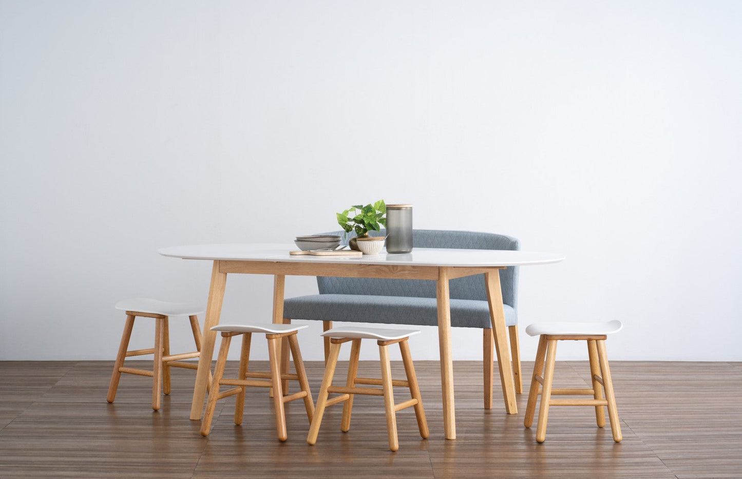 Daven Stool