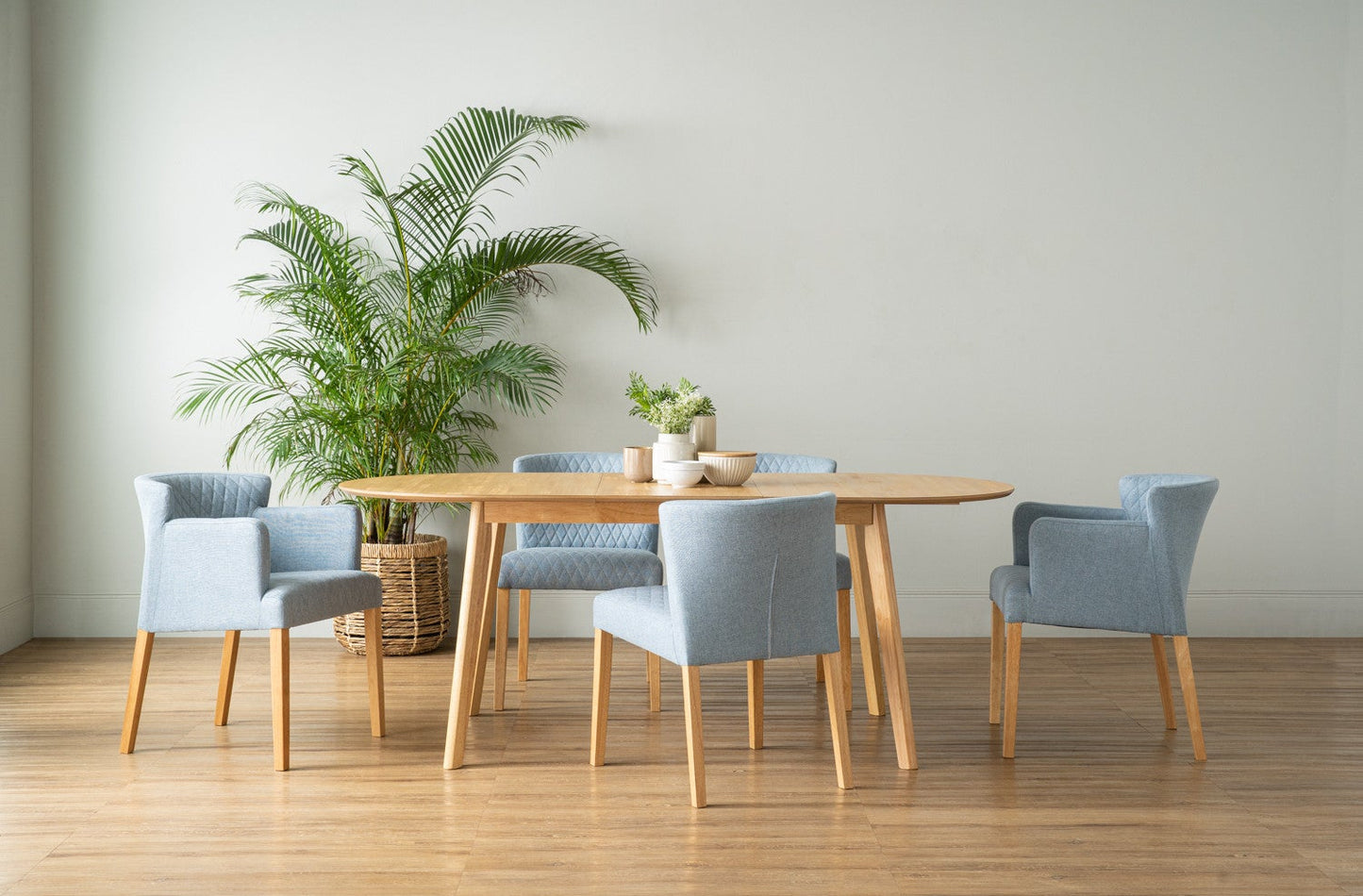 Handa Dining Chair