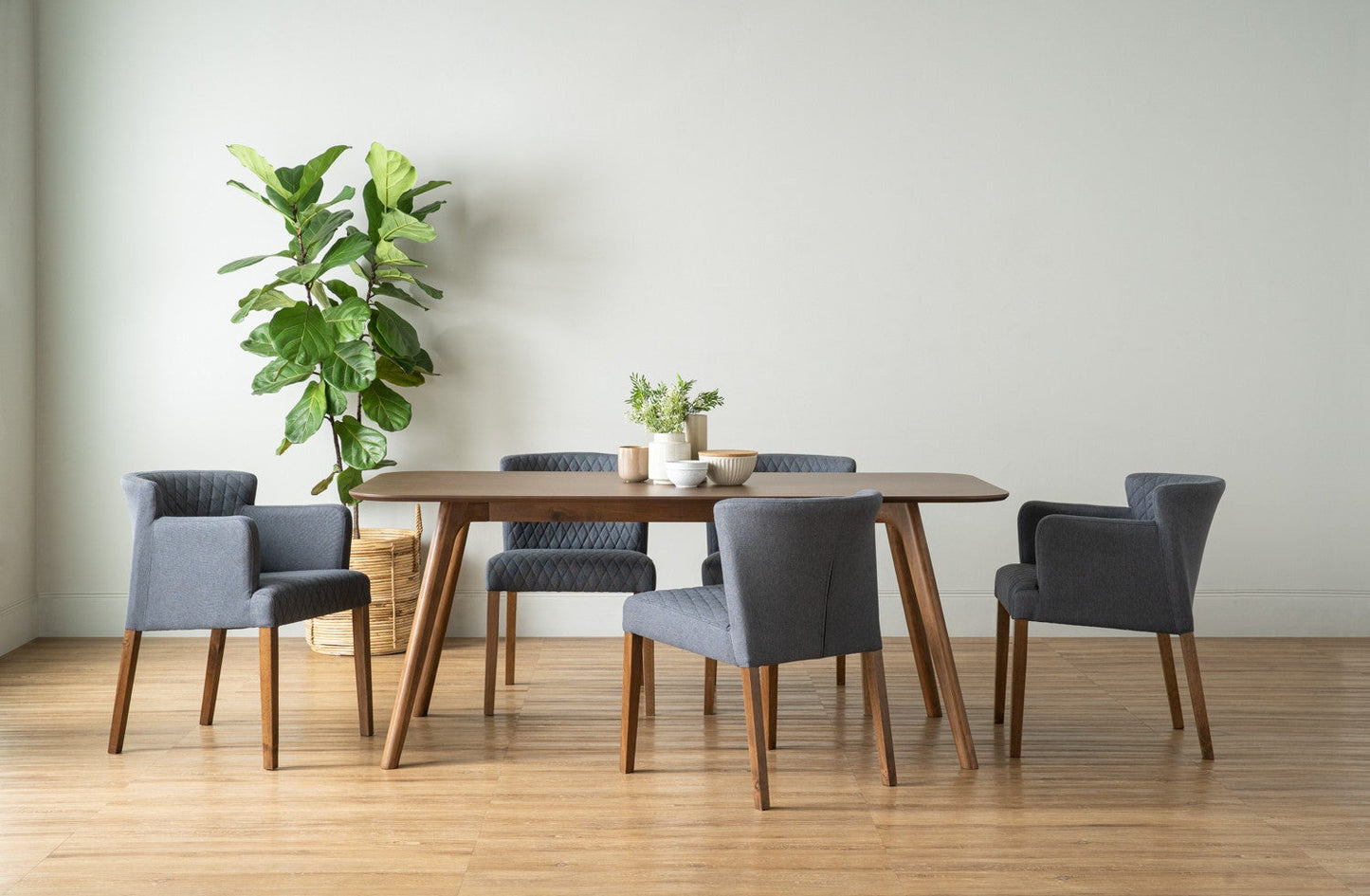 Handa Dining Chair