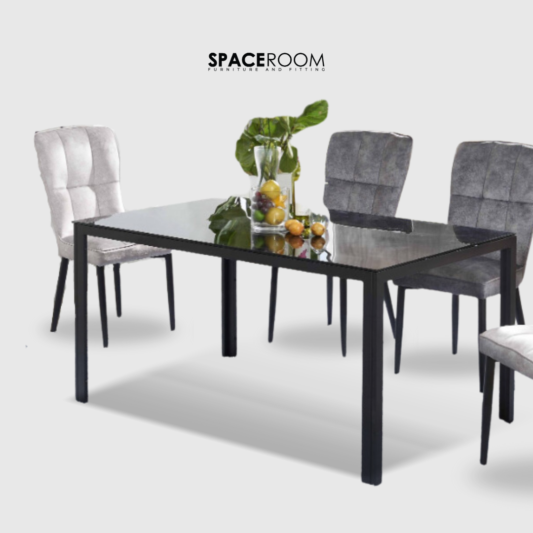 Muro Dining Table