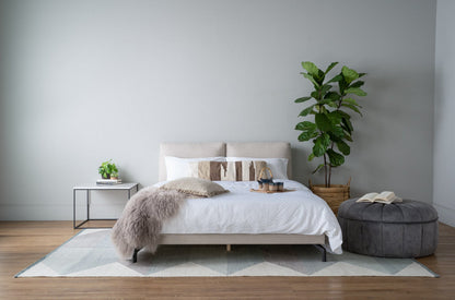 Lunelle Bed