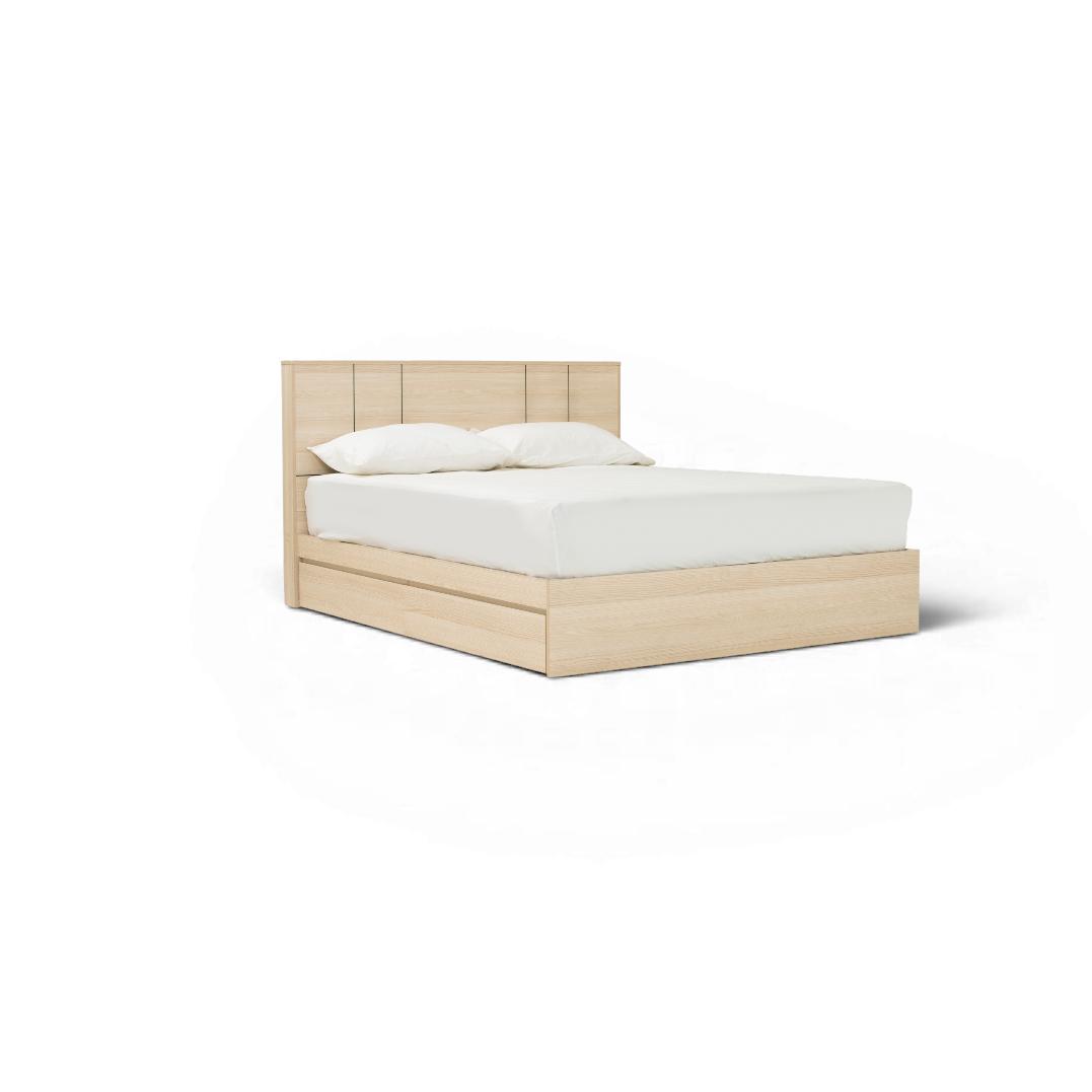Ralven Queen Bed